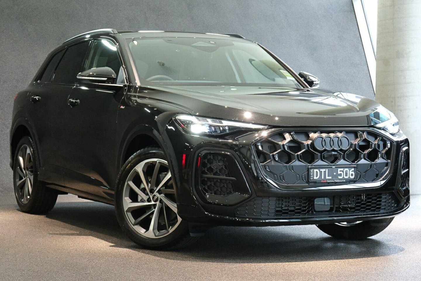 Image about Audi Q5 SUV TFSI 150 kW