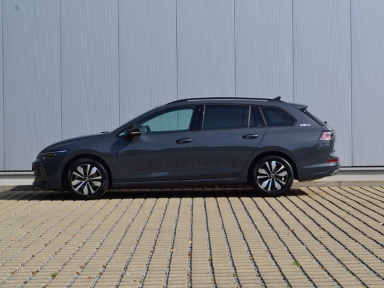 Volkswagen Golf Variant – Bild 8