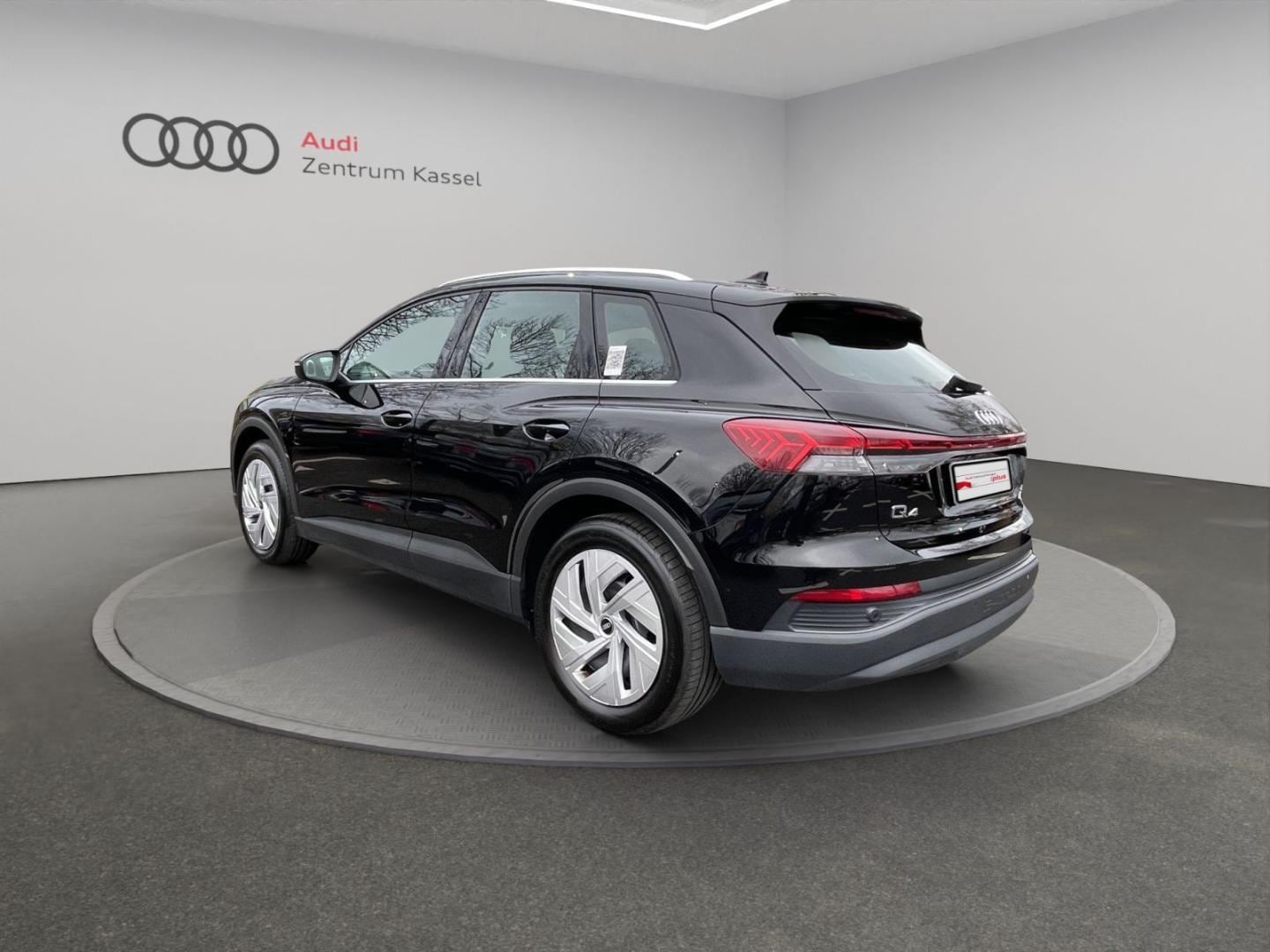Image about Audi Q4 e-tron 40 e-tron