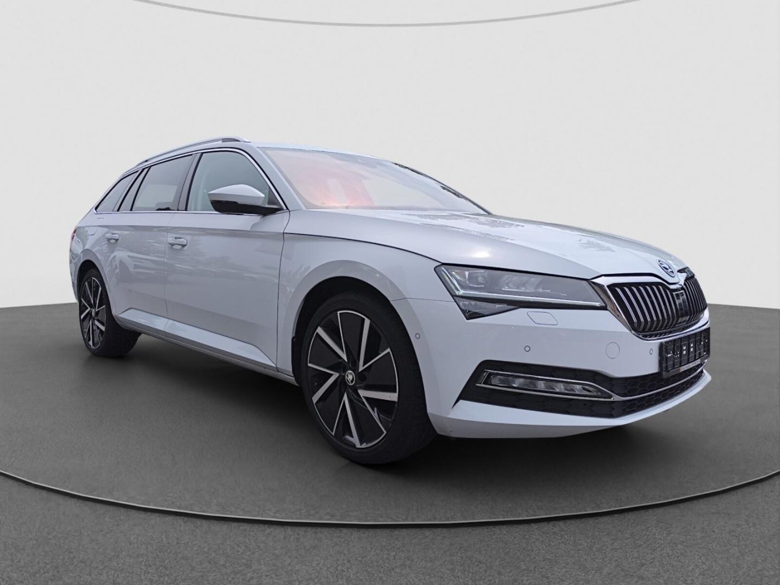Škoda Superb Combi – Bild 4