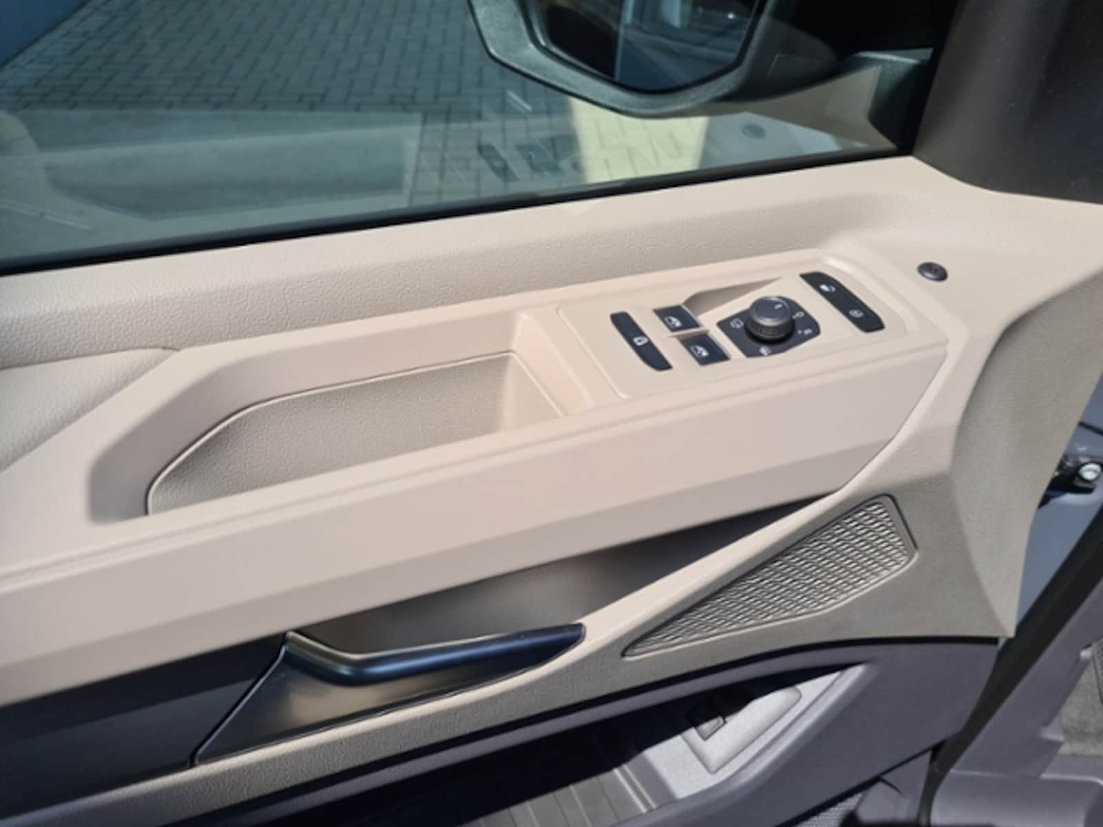 Volkswagen Multivan Langversion – Bild 11