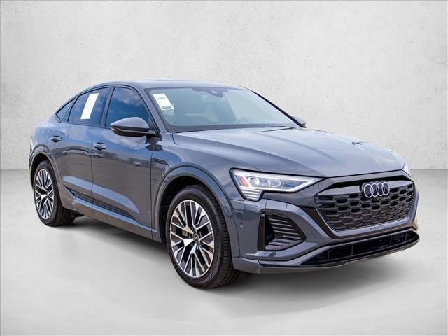 2024 Audi Q8 Sportback e-tron