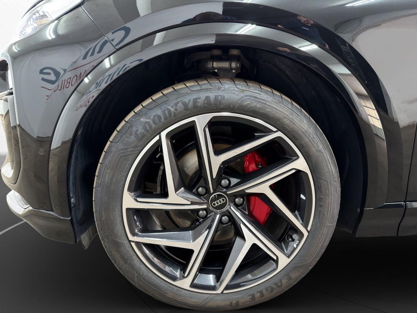 Bild über Audi Q6 Sportback e-tron e-tron quattro - für weitere Informationen kontaktieren Sie den Audi Partner
