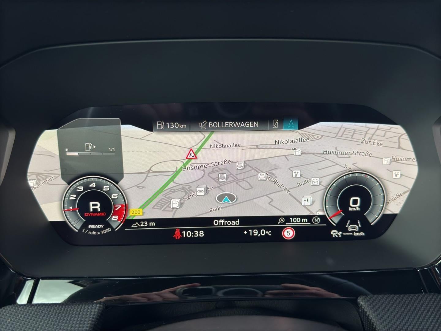 Bild über Audi S3 Sportback TFSI quattro S tronic - für weitere Informationen kontaktieren Sie den Audi Partner