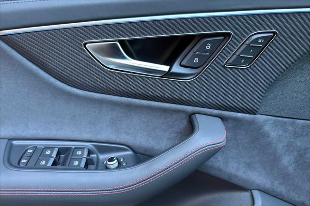 2025 Audi SQ7 Prestige - Photo 11