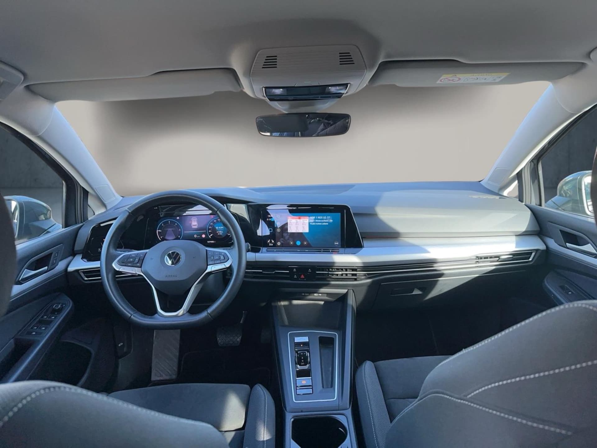 Volkswagen Golf Variant Life