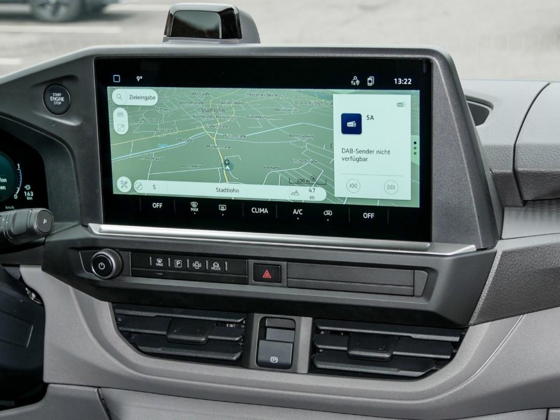 Volkswagen Caravelle langer Radstand Basis-Modell
