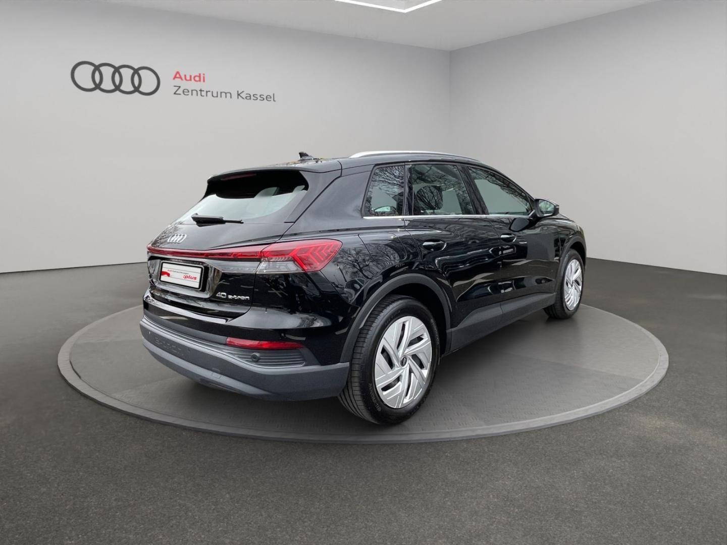 Image about Audi Q4 e-tron 40 e-tron