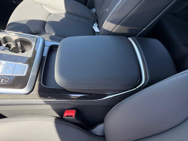 2025 Audi Q7 Premium Plus - Photo 14