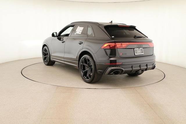 2026 Audi RS Q8 SUV performance