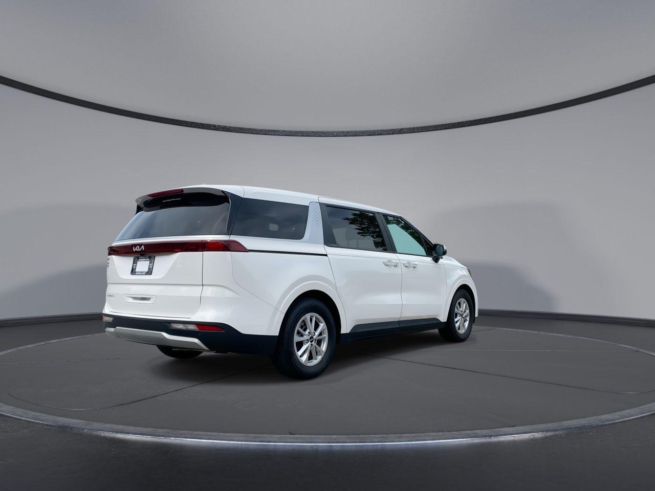 2024 Kia Carnival 8