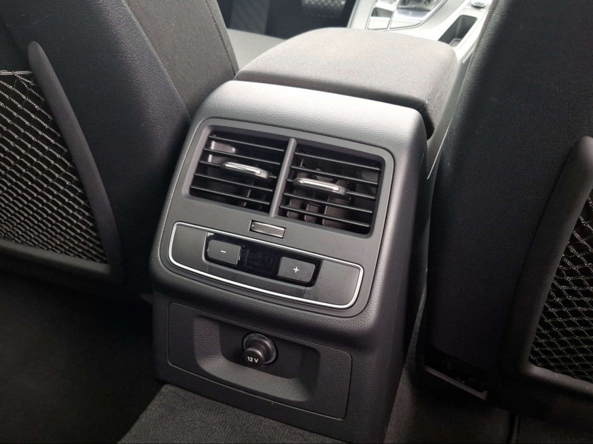 Audi A4 Avant S line