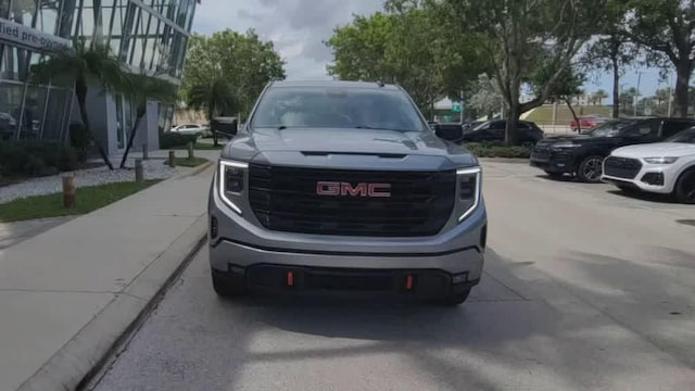 2025 GMC Sierra