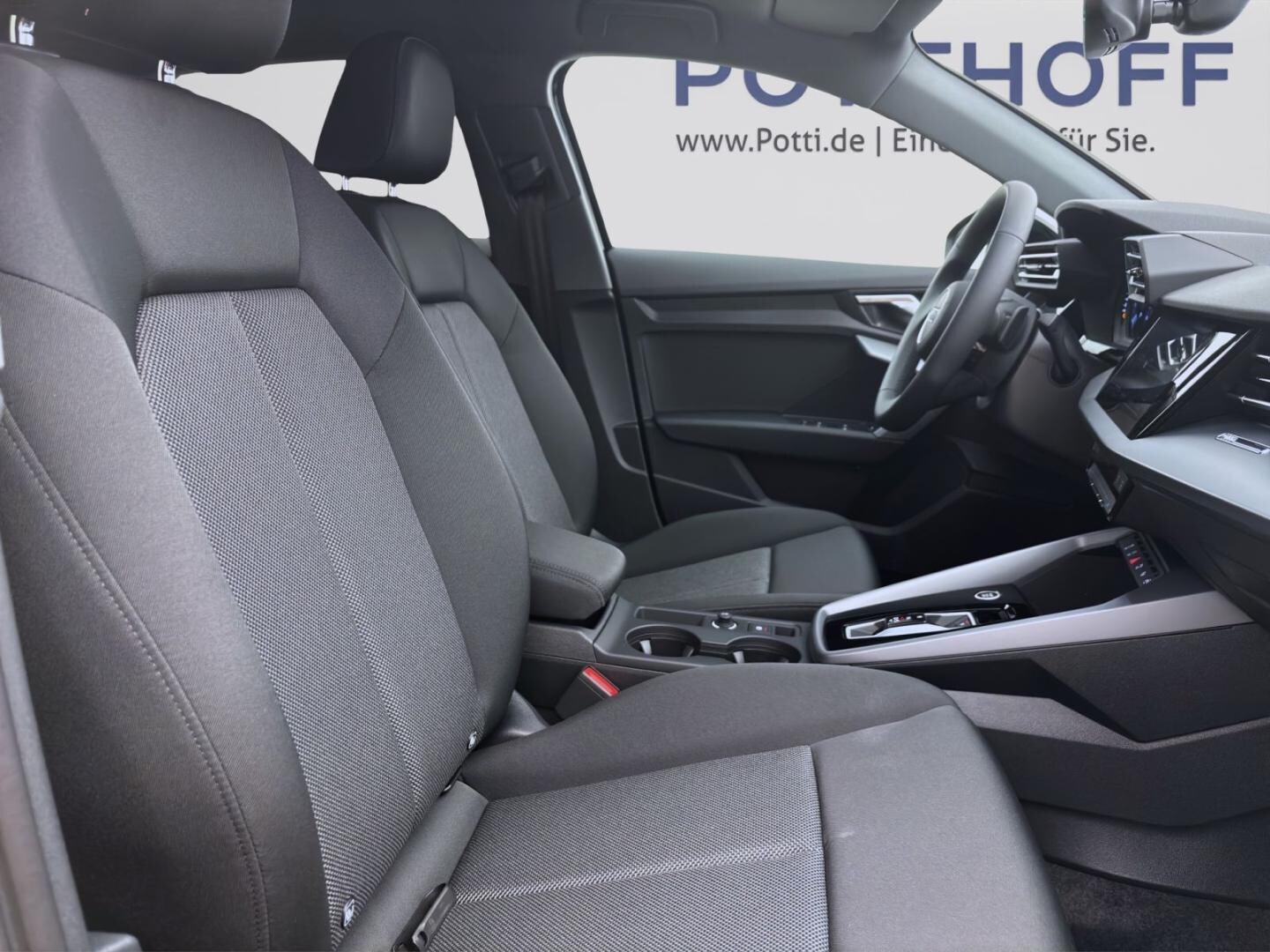 Bild über Audi A3 Sportback TFSI 85 kW S tronic - für weitere Informationen kontaktieren Sie den Audi Partner
