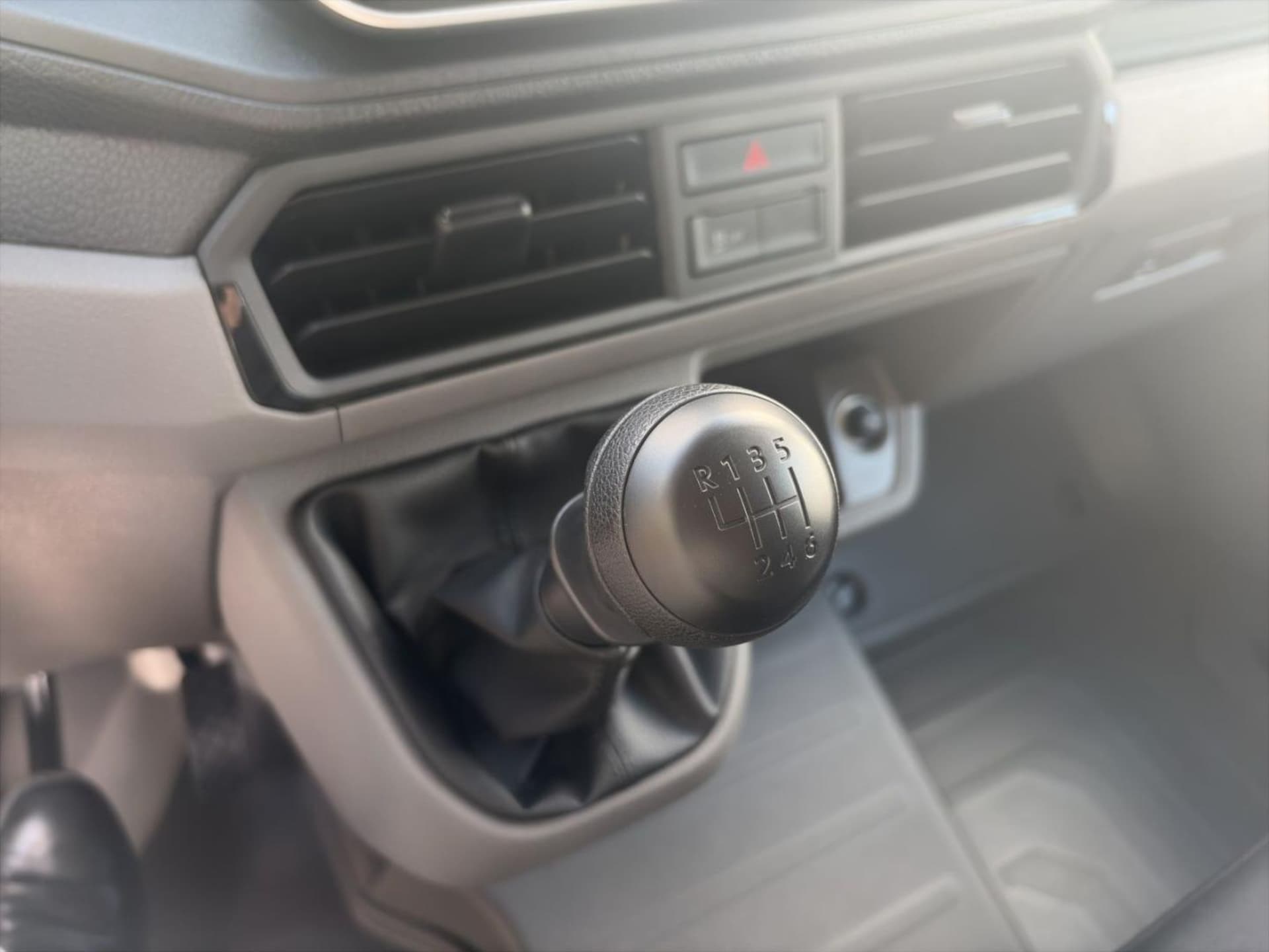 Volkswagen Crafter Doppelkabine mittlerer Radstand