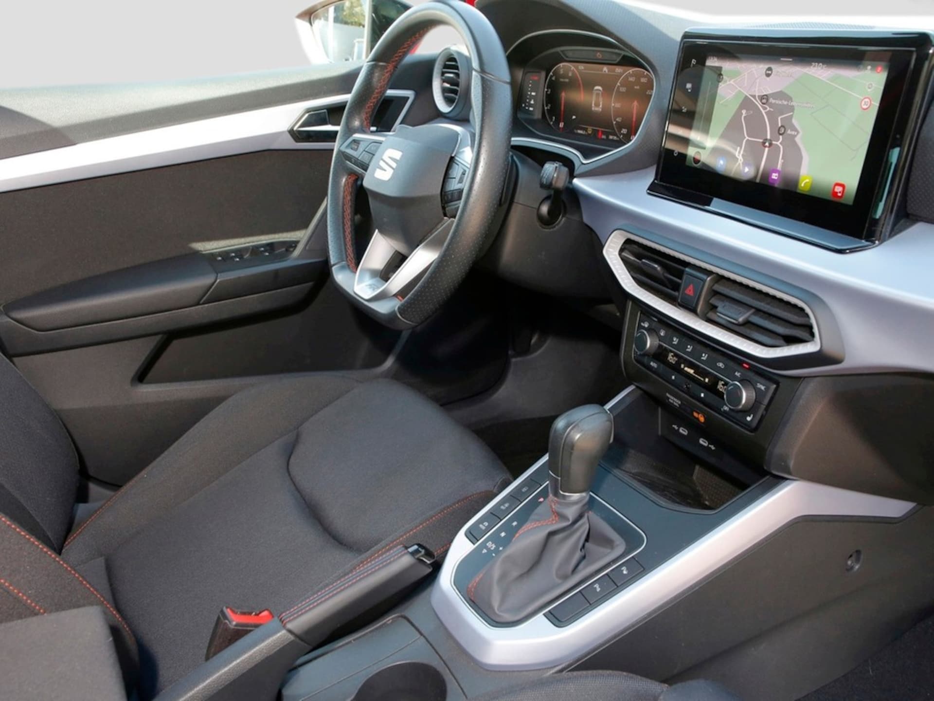 SEAT Arona FR