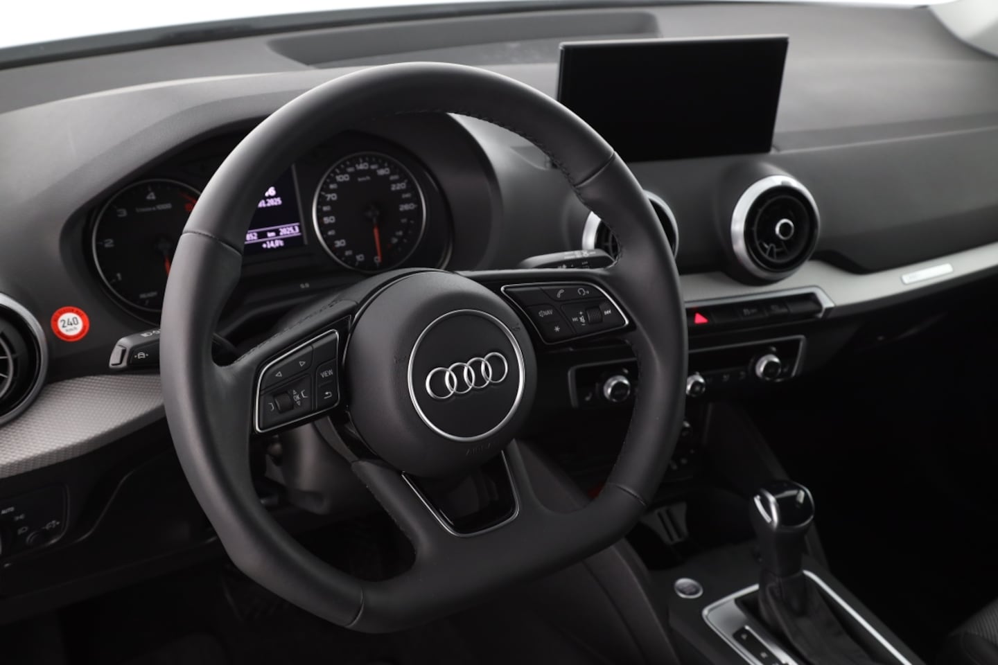 Bild über Audi Q2 advanced 30 TDI S tronic - für weitere Informationen kontaktieren Sie den Audi Partner