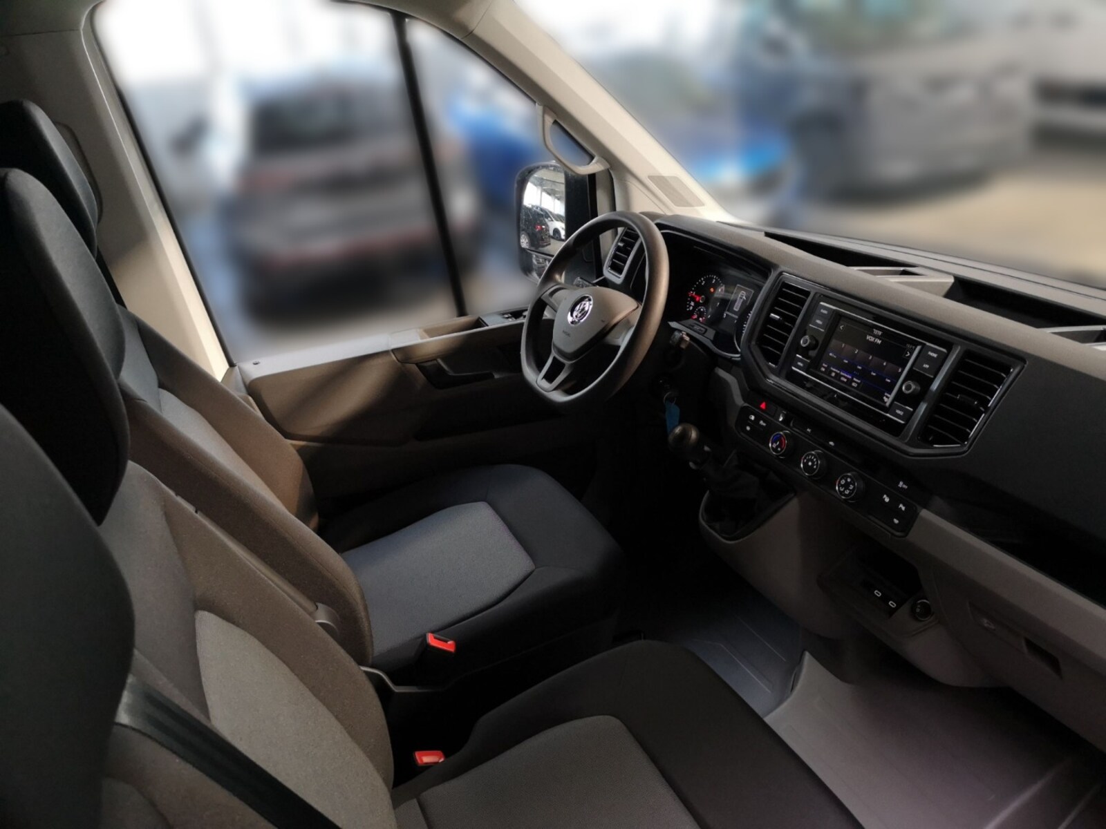 Volkswagen Crafter Kasten mittlerer Radstand – Bild 9