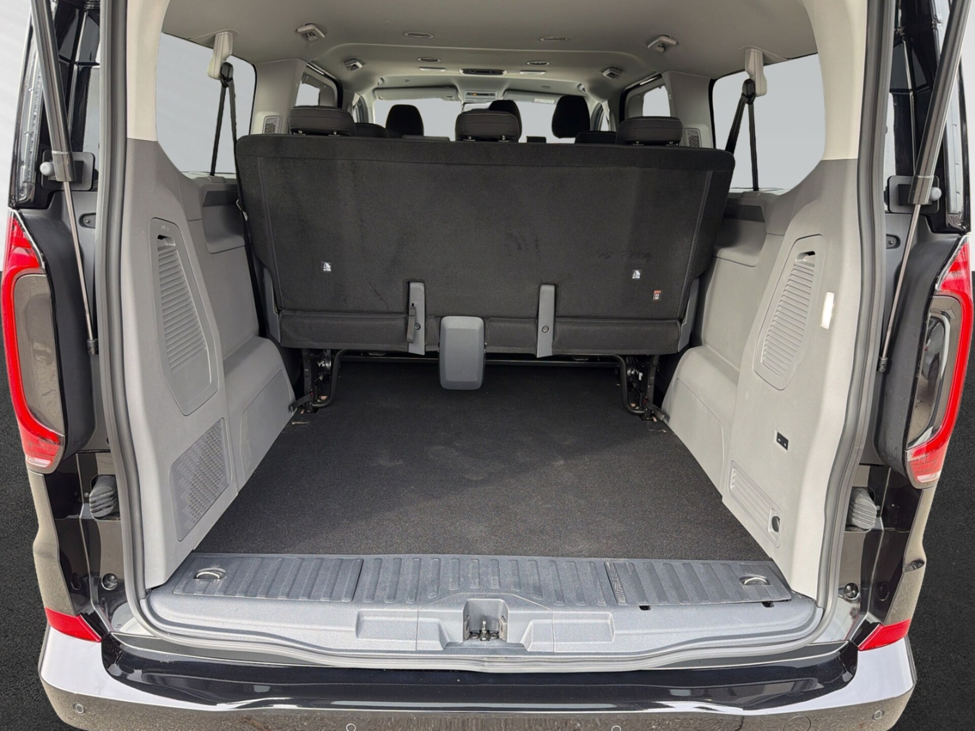 Volkswagen Caravelle langer Radstand Style