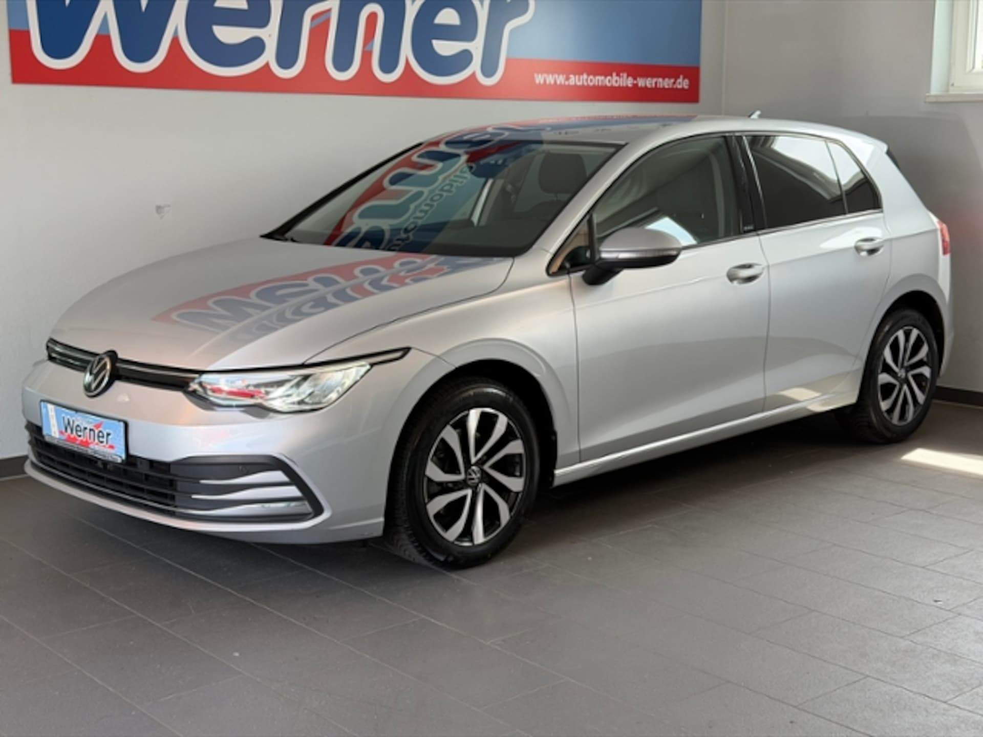 Volkswagen Golf Active