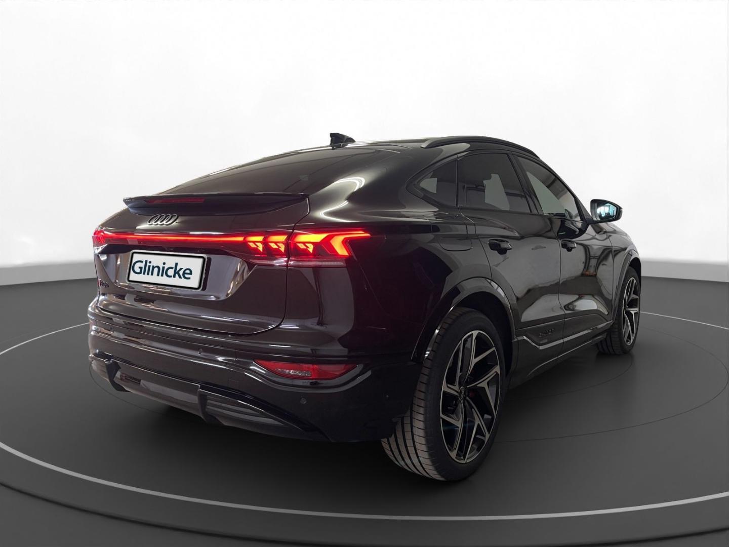 Image about Audi SQ6 Sportback e-tron e-tron