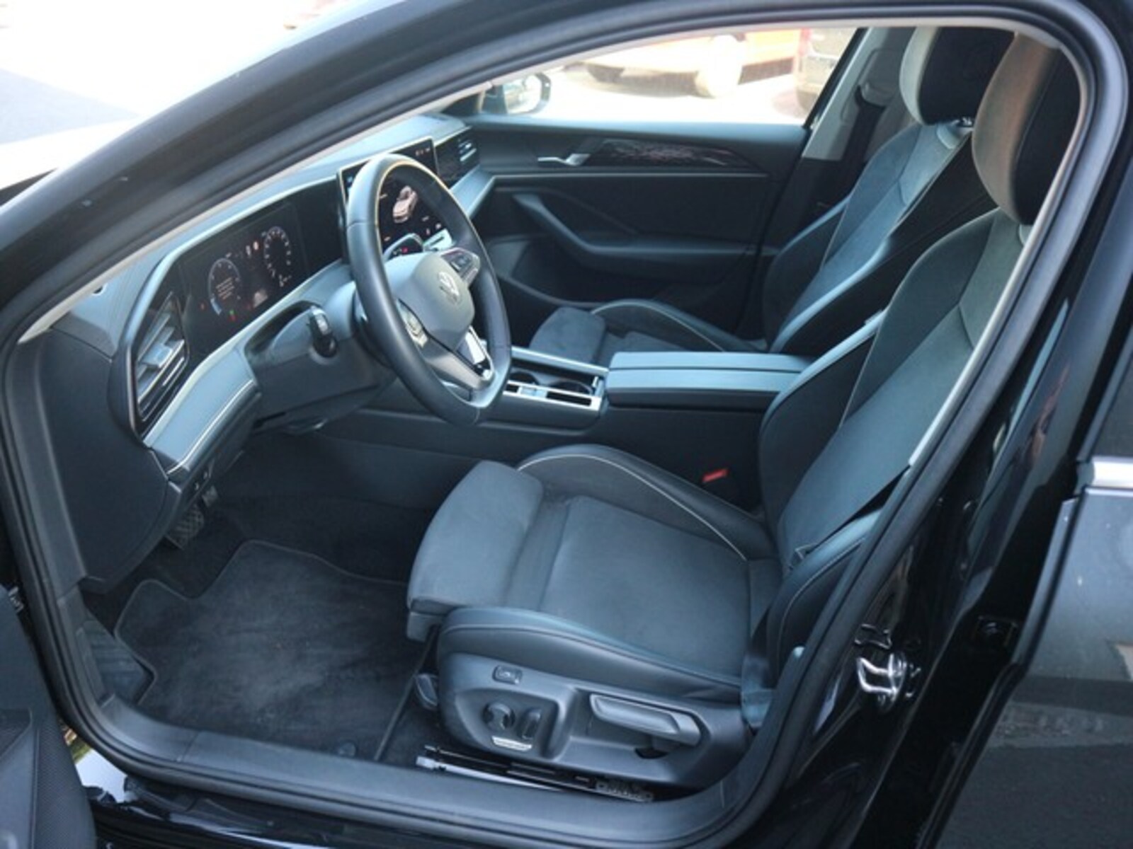 Volkswagen Passat – Bild 9