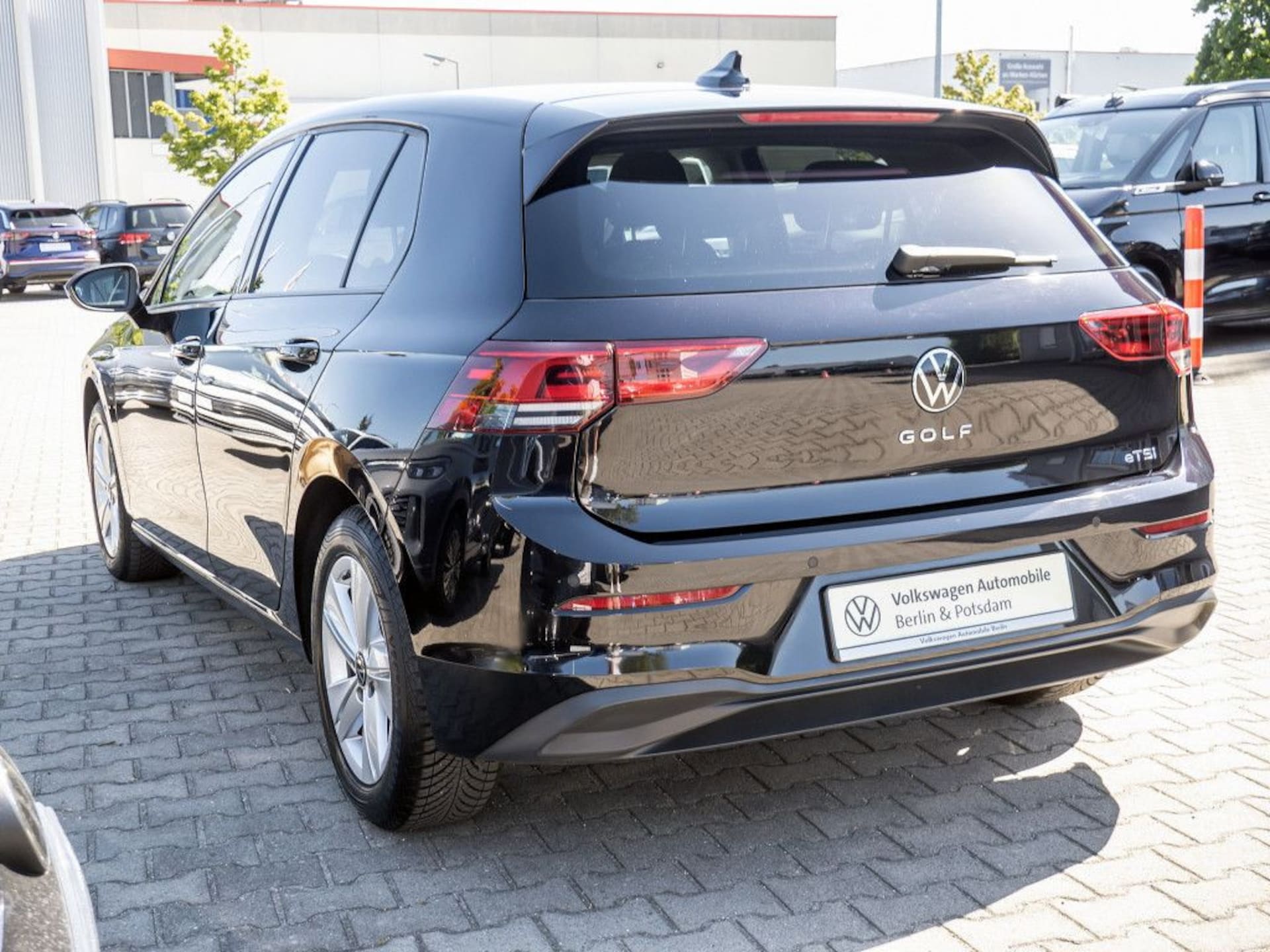 Volkswagen Golf Life
