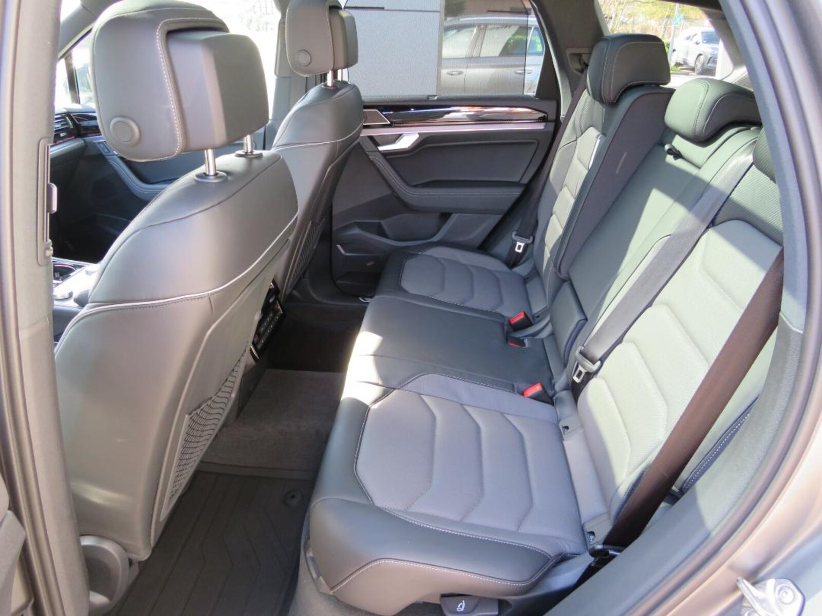 Volkswagen Touareg – Bild 12