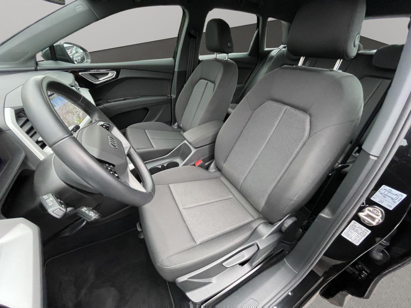 Image about Audi Q4 e-tron 40 e-tron