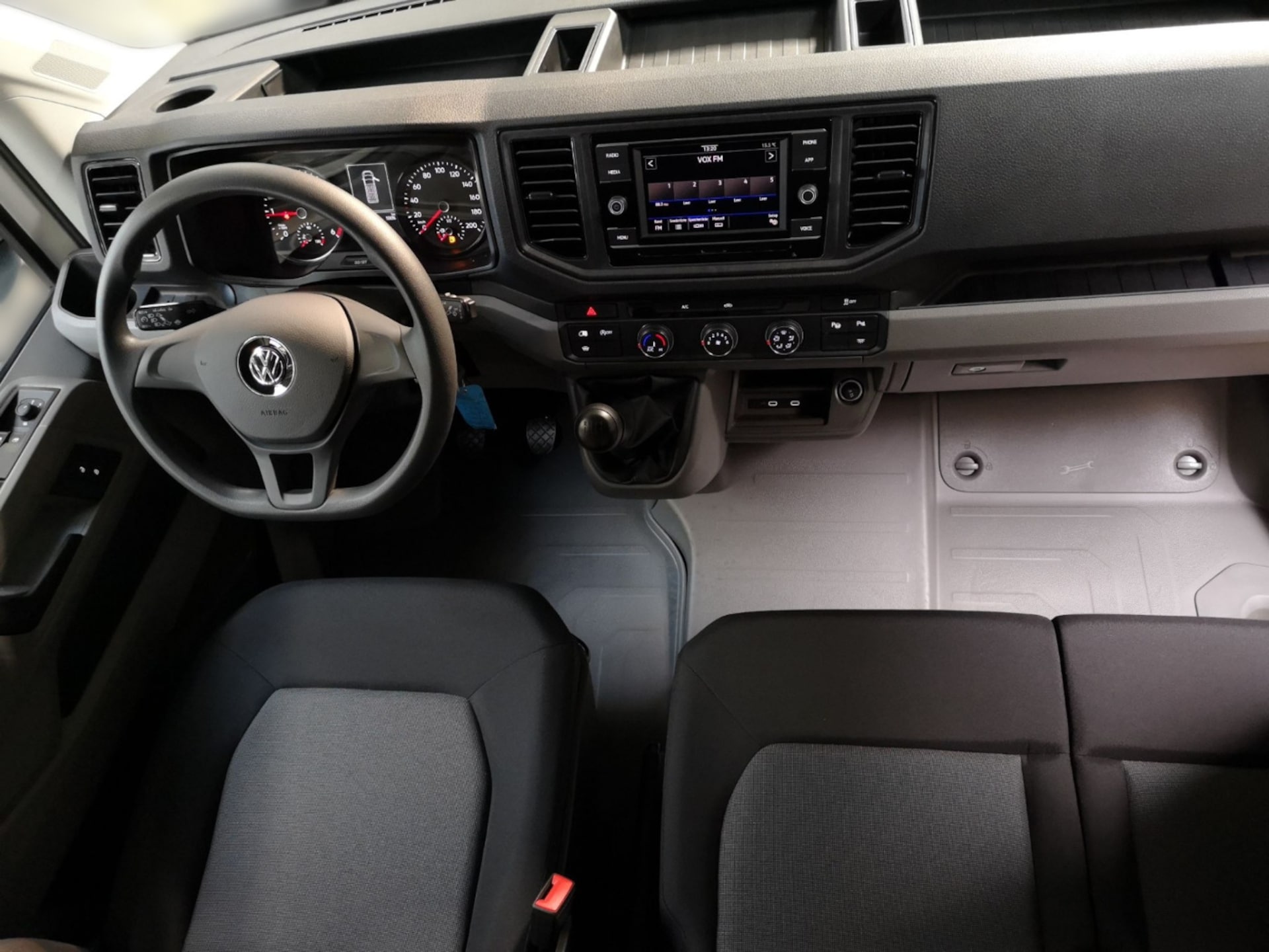 Volkswagen Crafter Kasten mittlerer Radstand