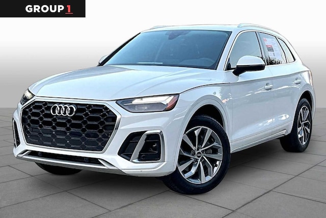 2023 Audi Q5 S line Premium Plus AWD photo
