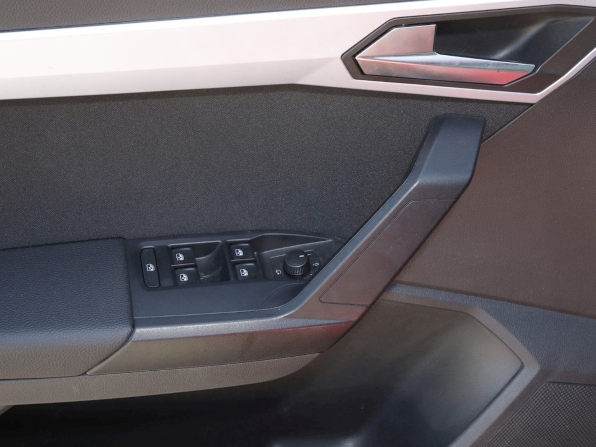 SEAT Arona FR