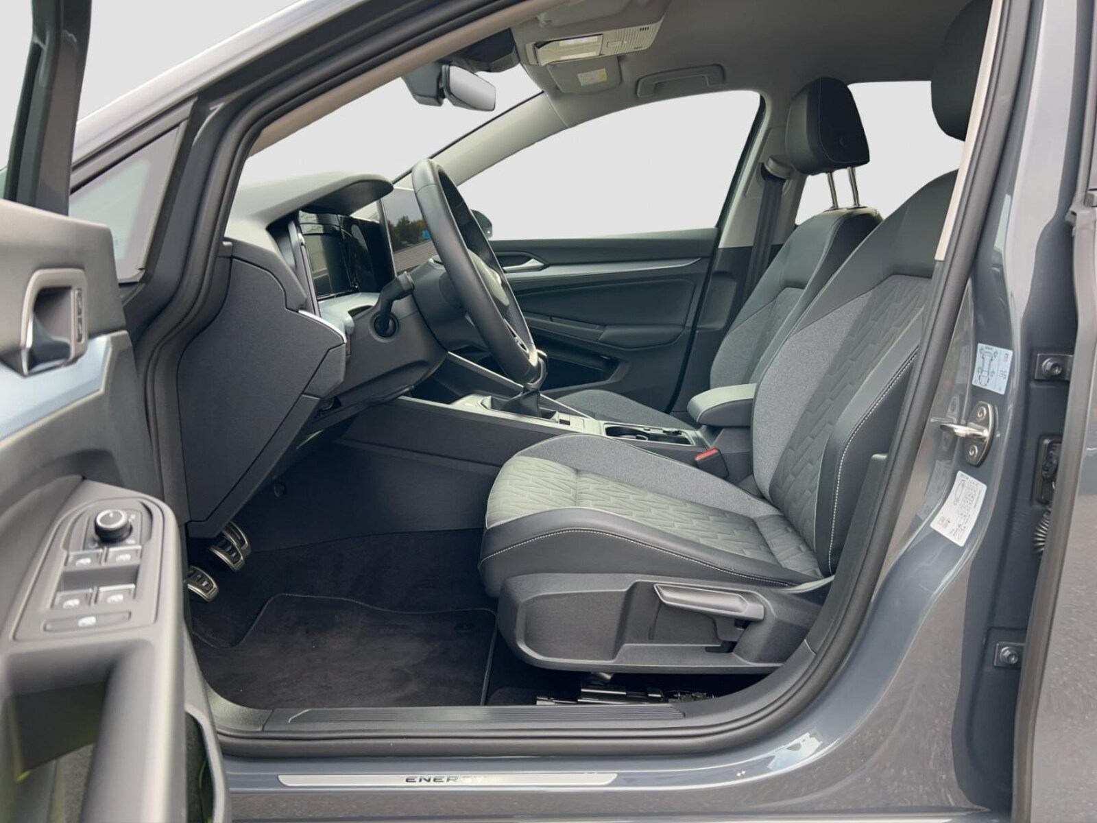 Volkswagen Golf Variant – Bild 13