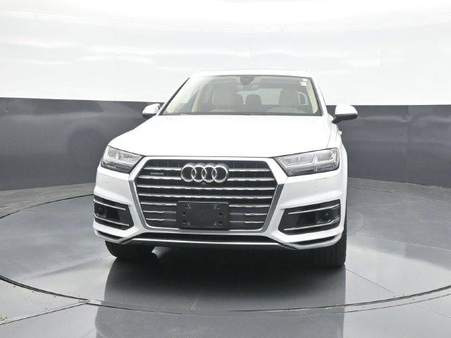 Used 2017 Audi Q7 Premium Plus with VIN WA1LAAF72HD036551 for sale in Kansas City
