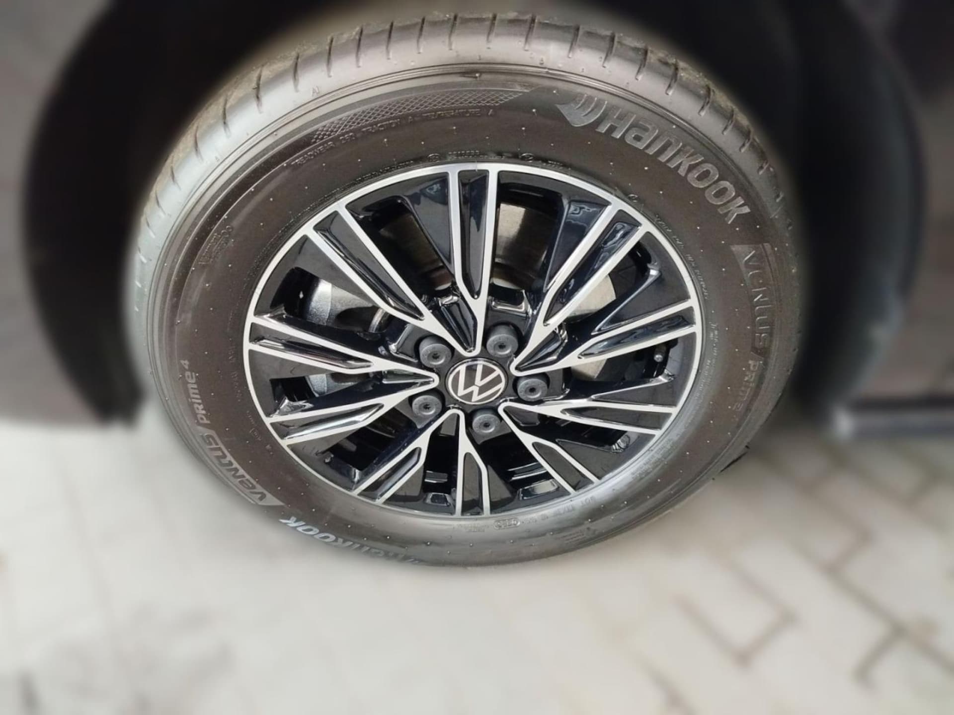 Volkswagen Multivan Basis-Modell