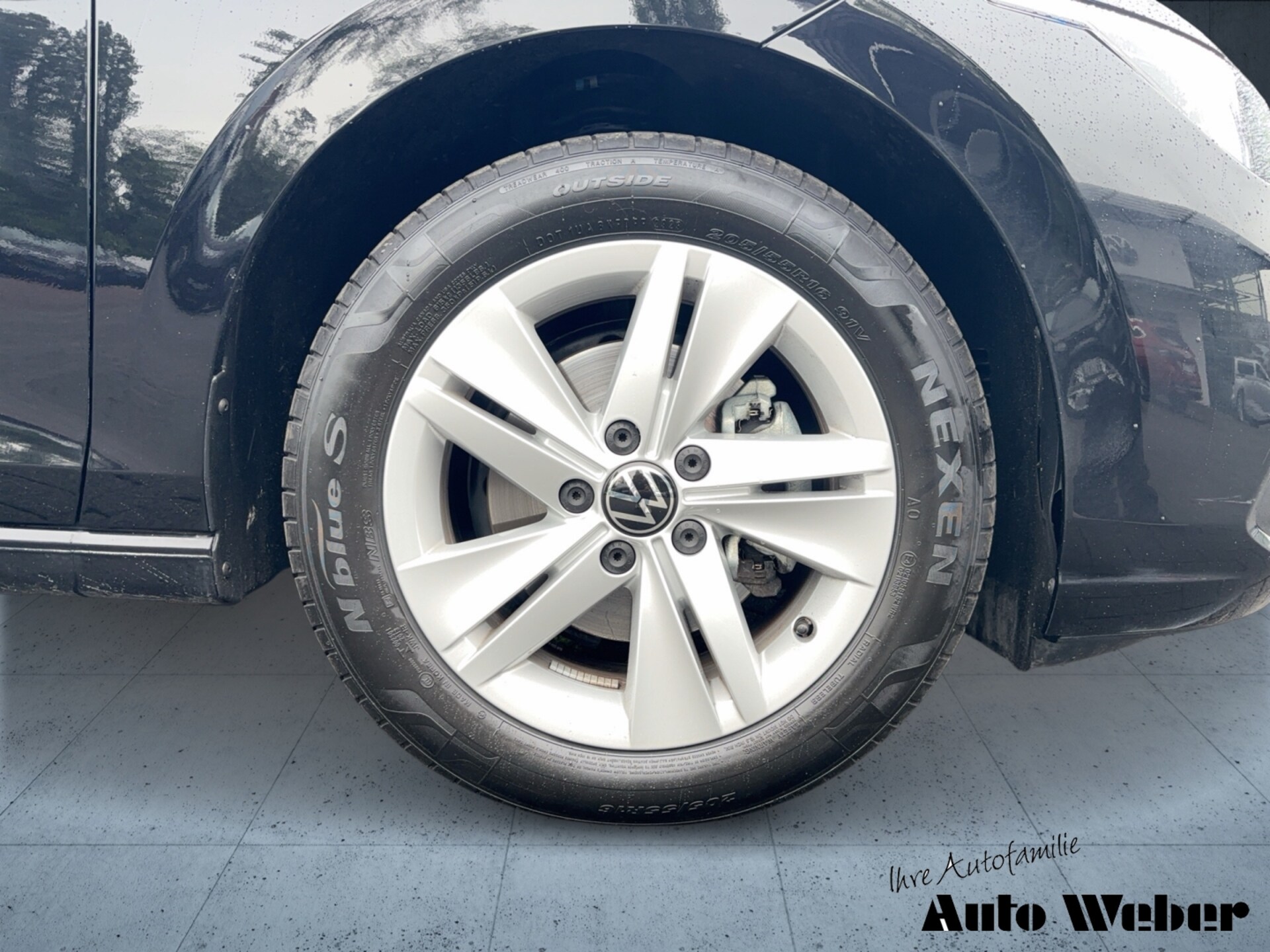 Volkswagen Golf Life