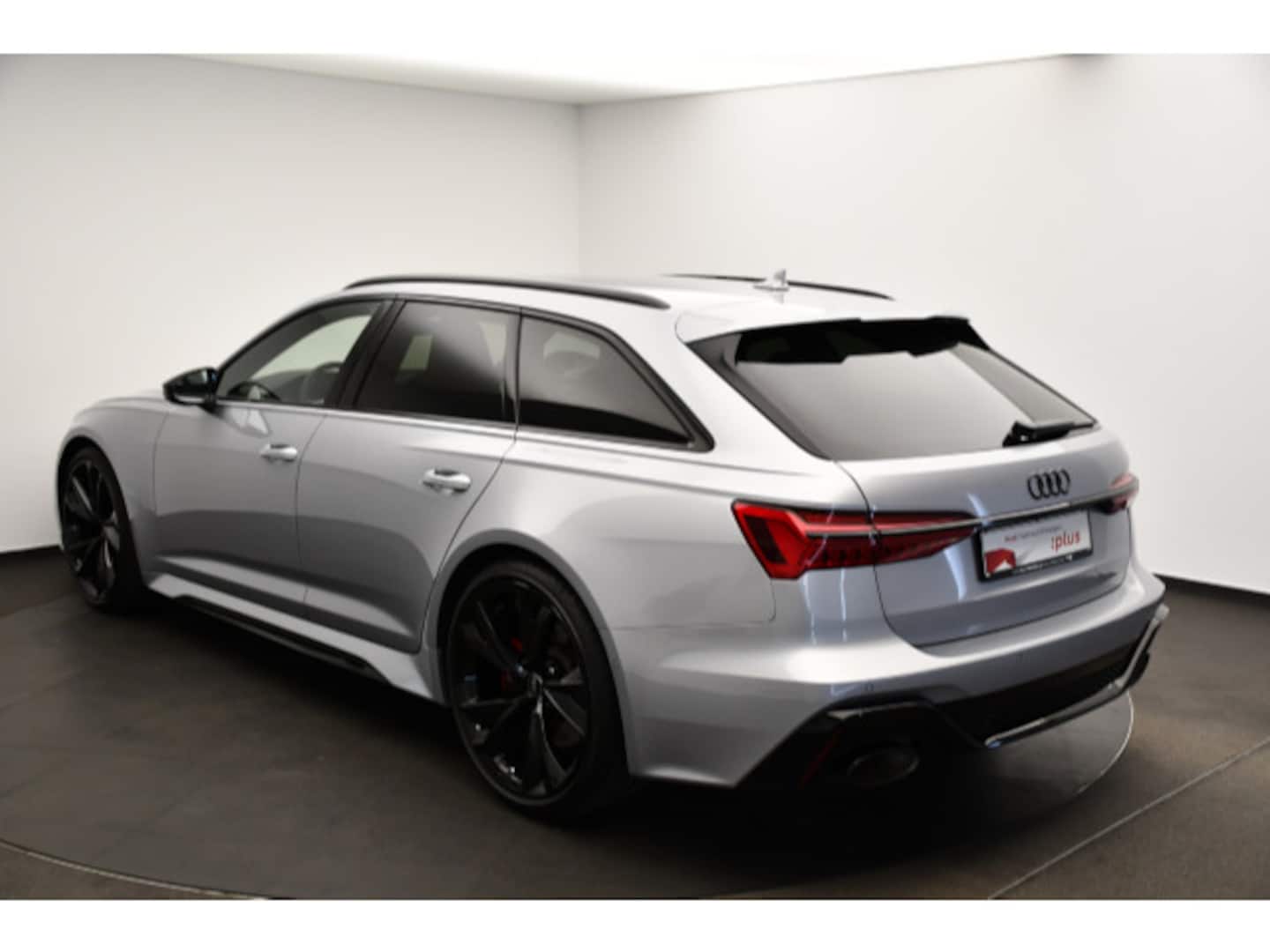 Bild über Audi RS 6 Avant TFSI quattro tiptronic - für weitere Informationen kontaktieren Sie den Audi Partner