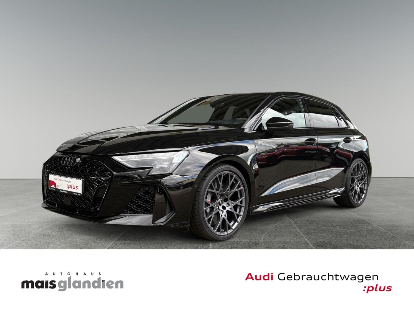 Bild über Audi RS 3 Sportback TFSI quattro S tronic - für weitere Informationen kontaktieren Sie den Audi Partner