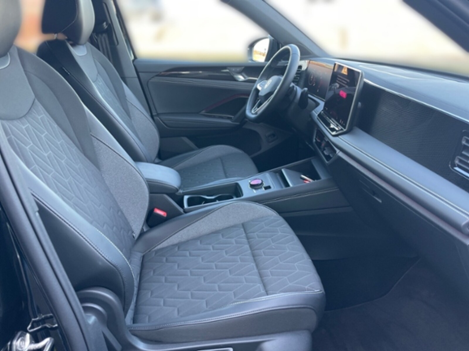 Volkswagen Tiguan – Bild 10