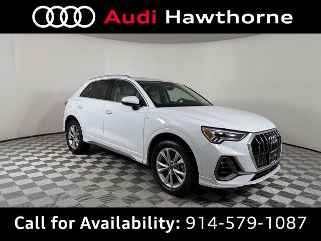 2022 Audi Q3 45 TFSI S Line Premium Plus quattro's photo