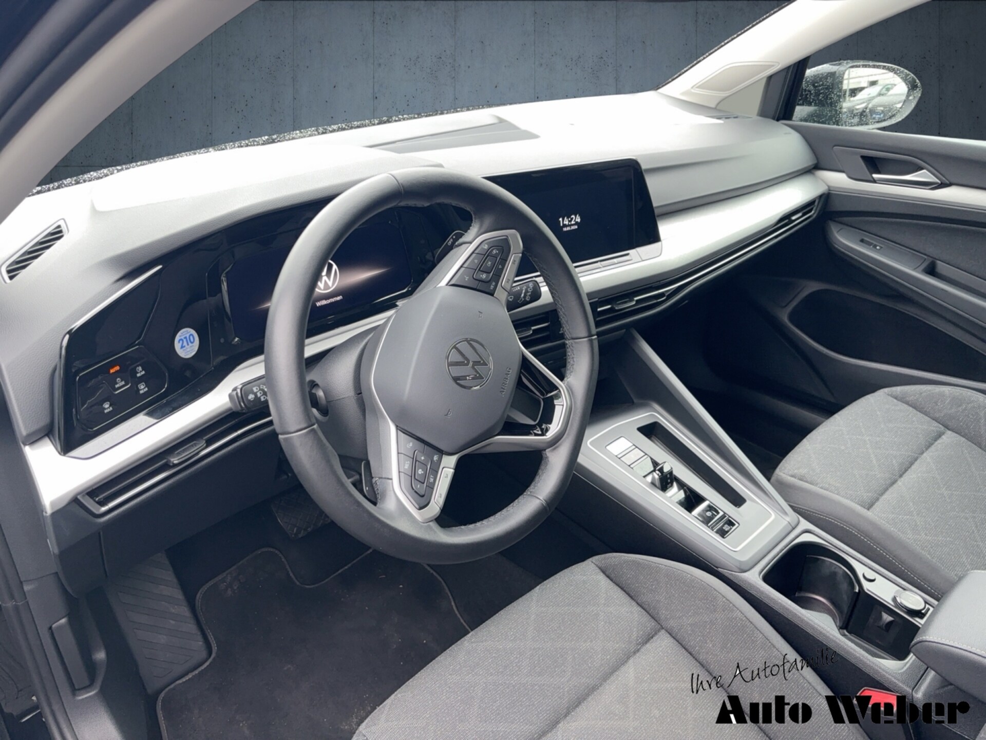 Volkswagen Golf Life