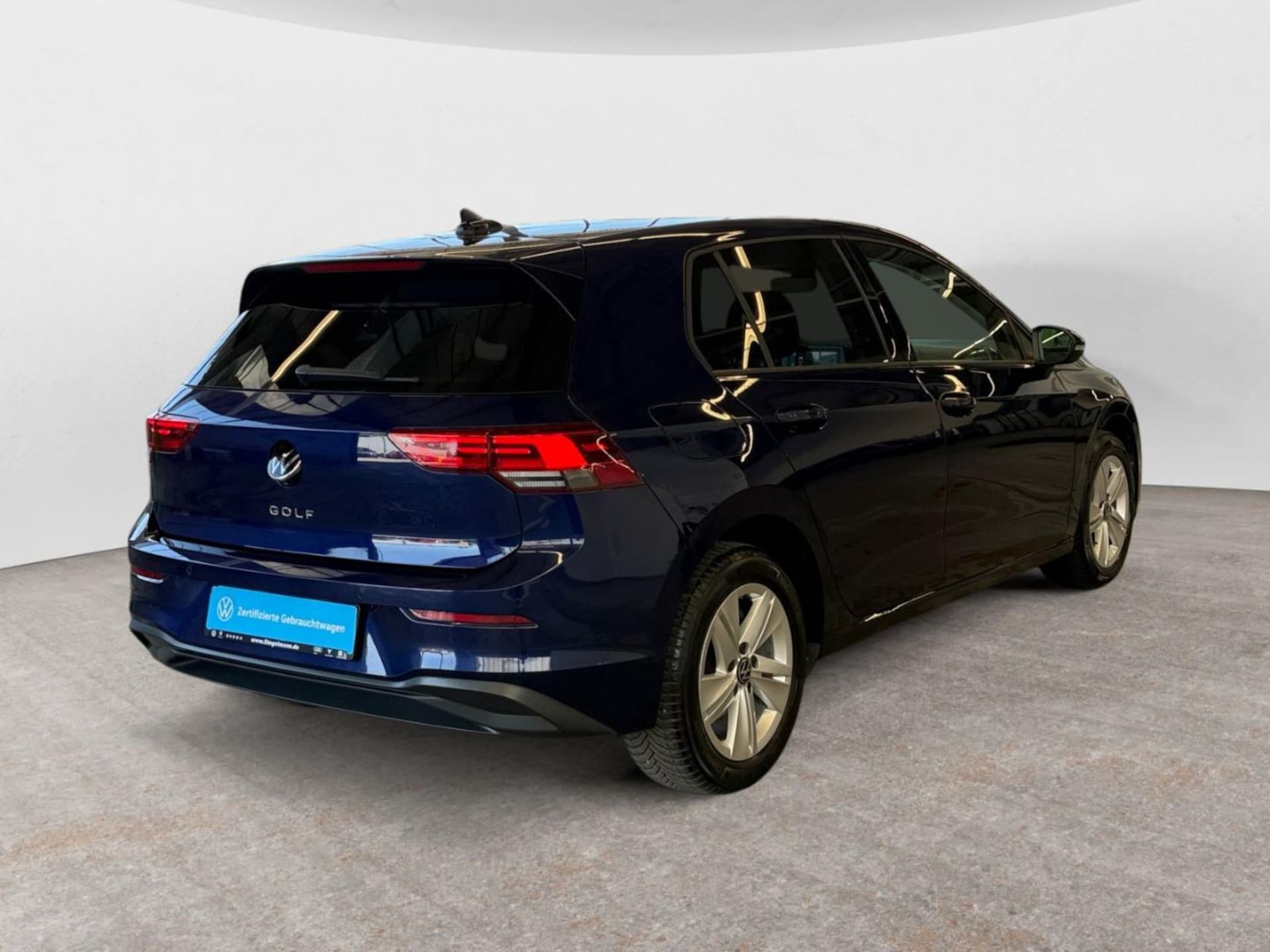 Volkswagen Golf Life