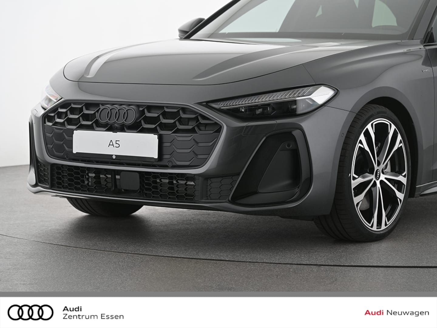 Bild über Audi A5 Avant e-hybrid e-hybrid quattro 220 kW S tronic - für weitere Informationen kontaktieren Sie den Audi Partner