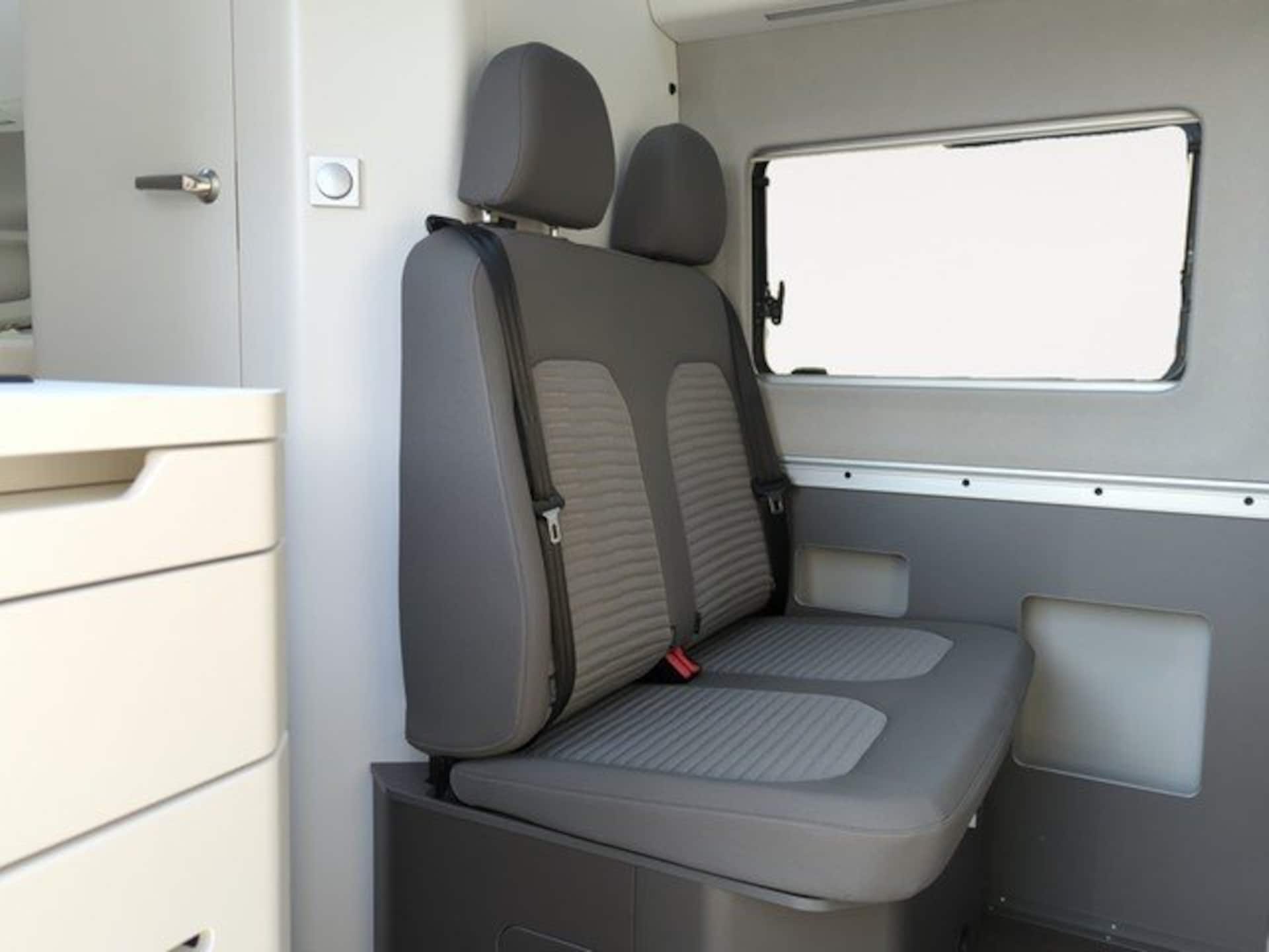 Volkswagen Grand California 600