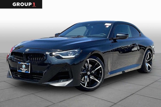 2022 BMW 230