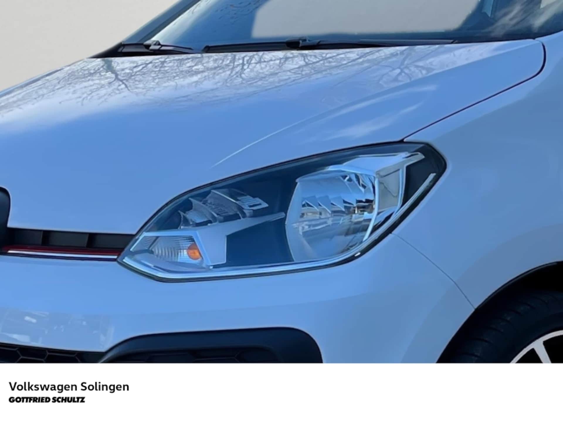 Volkswagen up! GTI