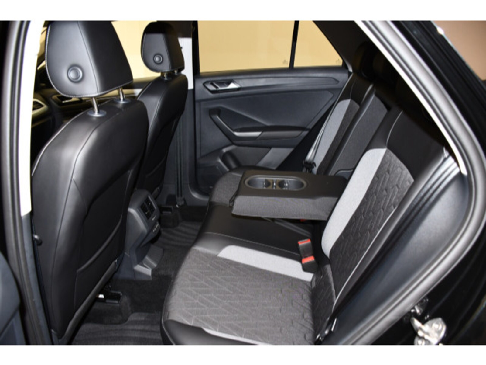 Volkswagen T-Roc – Bild 9