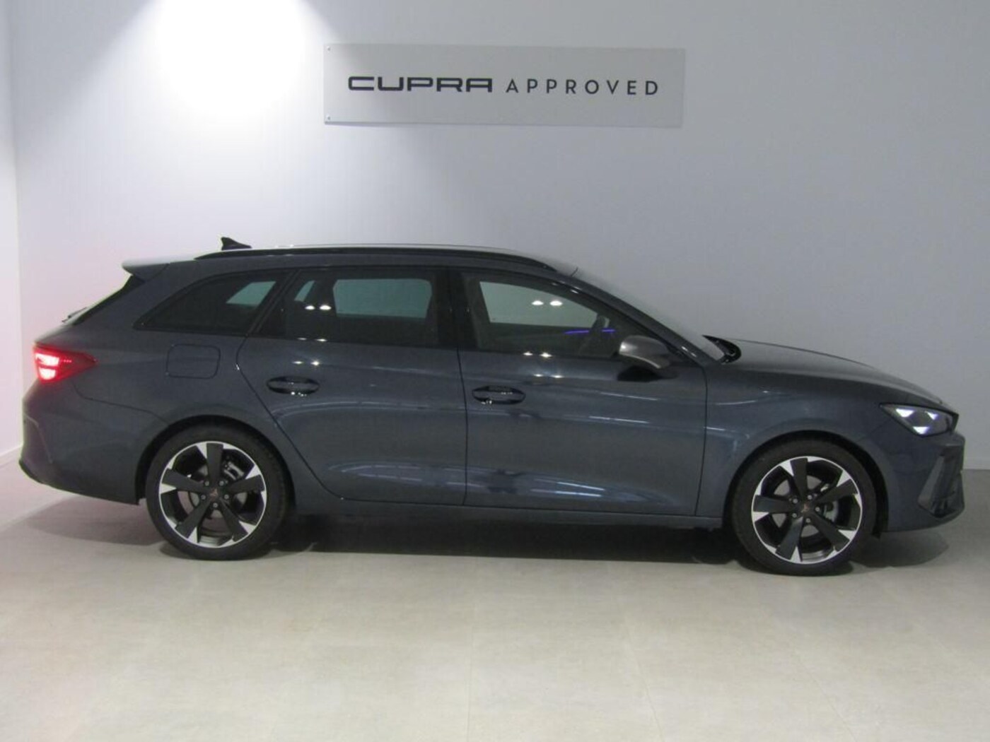 CUPRA Leon Sportstourer 1.5 TSI 110 kW (150 CV) — photo 4