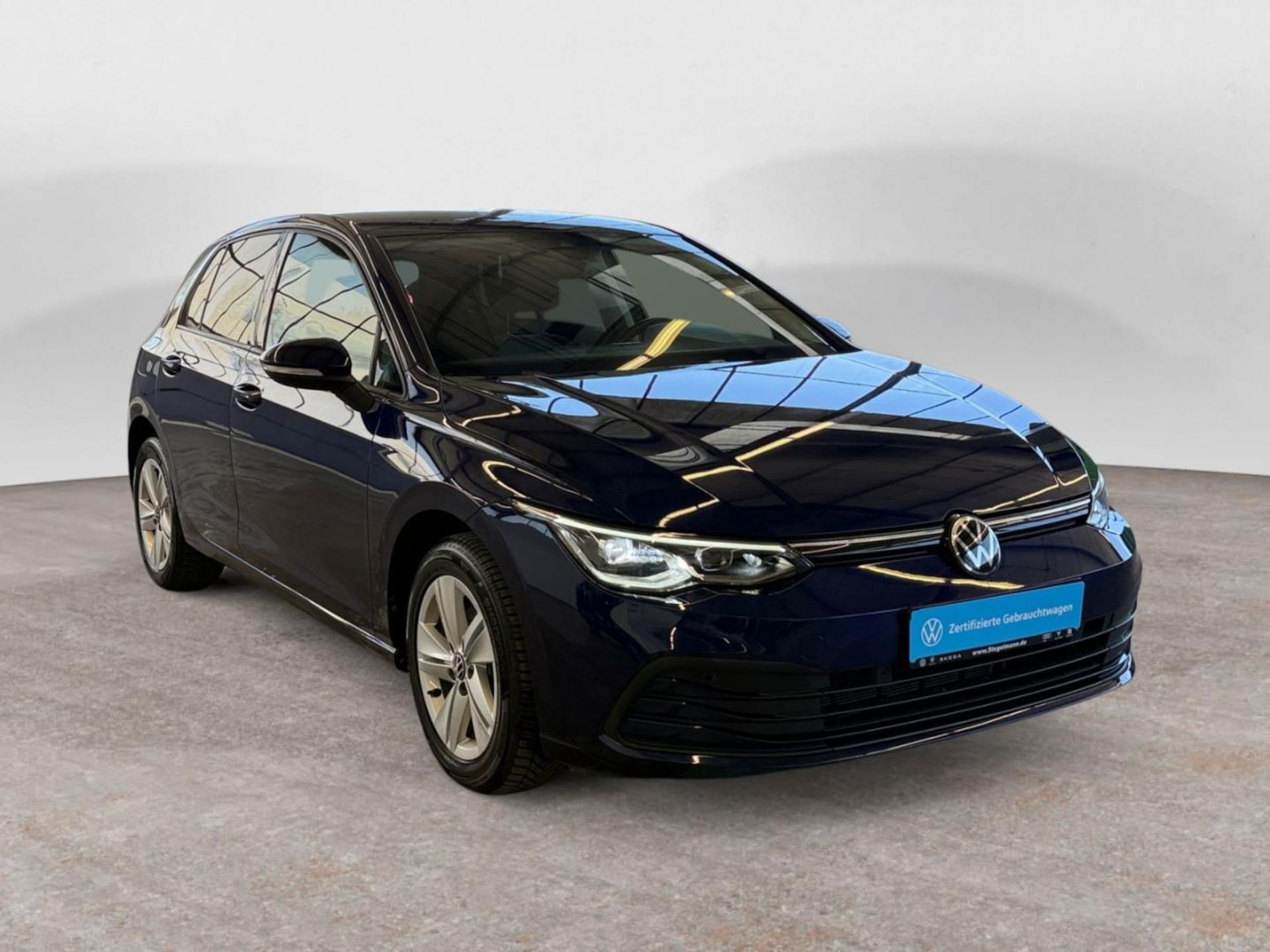 Volkswagen Golf Life
