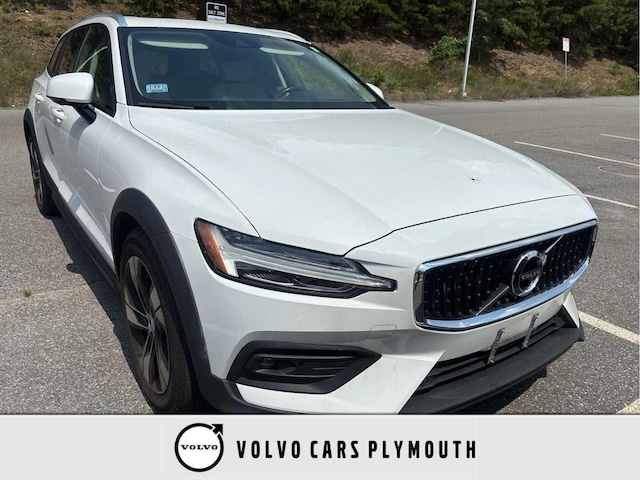 2021 Volvo V60 Cross Country